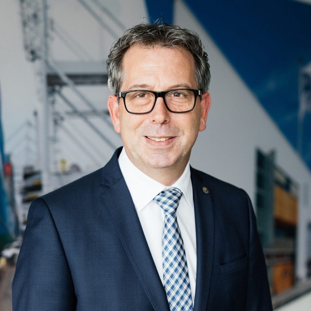 Directiewijziging MOL Logistics in Nederland